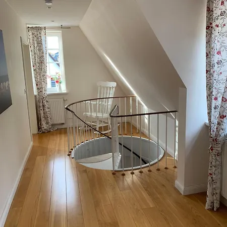 Holiday home Strandallee95 *